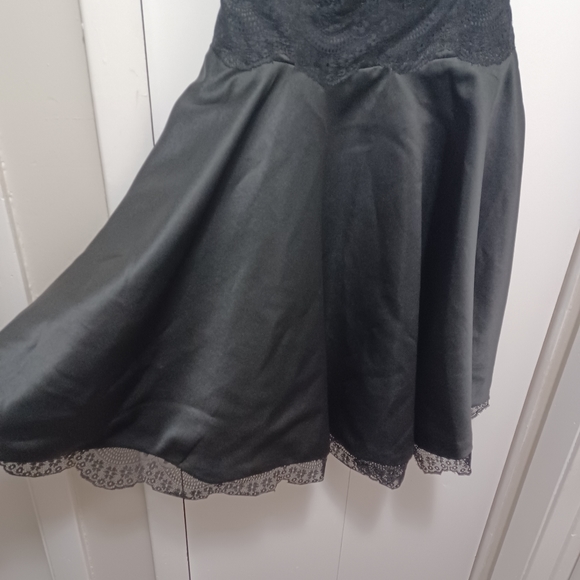 Little Black Dress - Picture 4 of 4